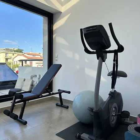 ヴィラ Living Particulier Piscine サン・ローラン・デュ・ヴァール