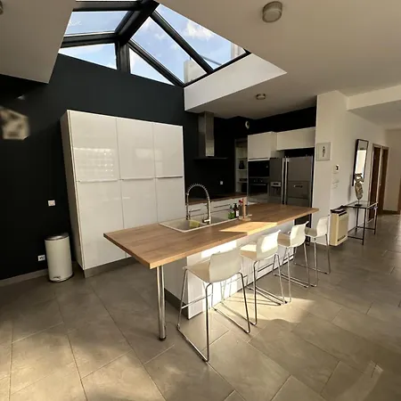 Living Particulier Piscine Saint-Laurent-du-Var