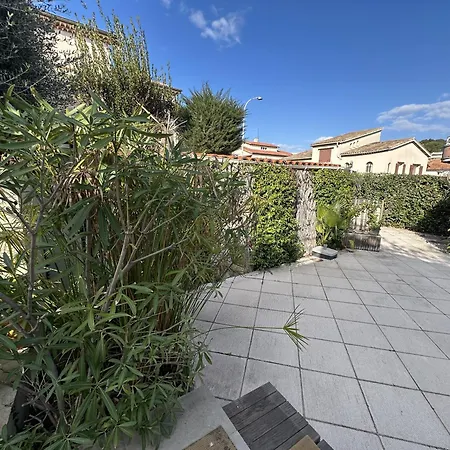 Living Particulier Piscine סאן-לורן-דו-ואר