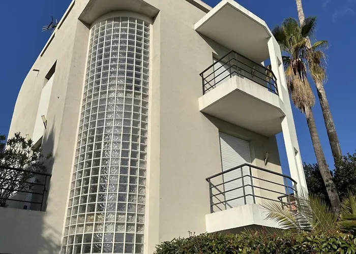 וילה Living Piscine *